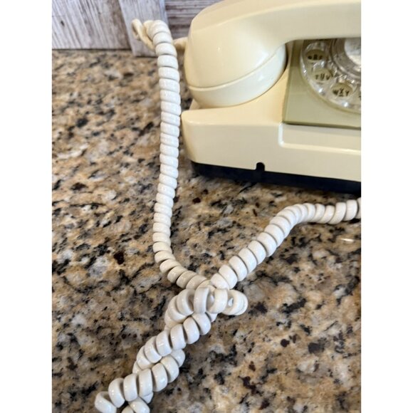 1970's GTE AE model 182 Rotary Desk phone Tan - Picture 4 of 12